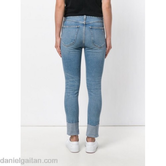 Sold - Picture 1 of 7